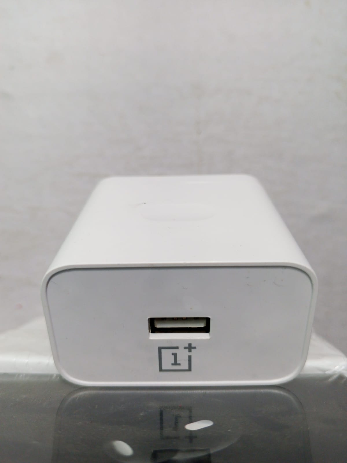 1 PLUS Warp Brand 180W Charger